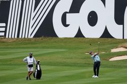 PGA Tour bị điều tra vì ngăn cấm golfer tham dự LIV Golf