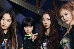 Vượt Blackpink và Twice, aespa thành công siêu tốc trên Billboard Mỹ
