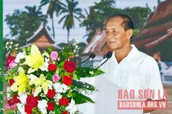 Lào - Việt Nam mãi mãi xanh tươi đời đời bền vững (*)