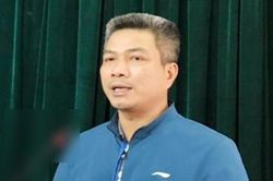 Chủ tịch xã chỉ đạo kế toán dùng tiền chống dịch chi quà biếu Tết
