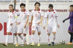 Đừng đi World Cup với... lạc rang và tôm rim