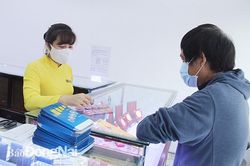 Giá vàng miếng biến động mạnh