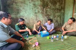 Di Linh: Thăm, tặng quà người có công nhân ngày 27/7