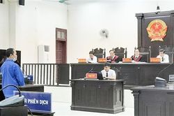 Xét xử vụ vận chuyển, tàng trữ trái phép hơn 4.800 viên ma túy: Tòa trả hồ sơ đề nghị điều tra, truy tố lại