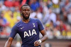 Mourinho muốn chiêu mộ 'bom xịt' của Tottenham
