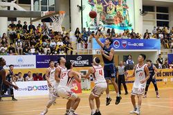 Giải bóng rổ chuyên nghiệp VBA: Nha Trang Dolphins thắng Thăng Long Warrious