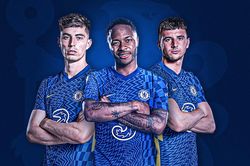 Sterling sắp ra mắt Chelsea, Arsenal chờ Zinchenko