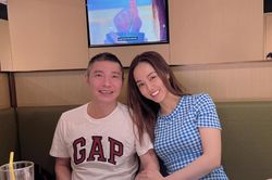 Bà xã NSND Công Lý nghẹn ngào nhắc lại thời gian khó khăn, tiết lộ chồng từng bị trầm cảm