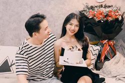 Cuộc sống hạnh phúc của Phan Mạnh Quỳnh và bà xã sau kết hôn