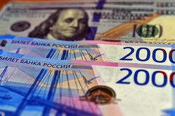 Nga nhận cùng lúc '4 món quà lớn' giúp hạ bệ vị thế đồng USD
