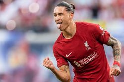 Tân binh Nunez lập poker, Liverpool thắng hủy diệt Leipzig