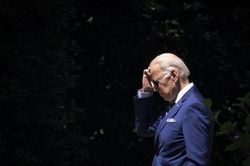 Tổng thống Mỹ Joe Biden dương tính với Covid-19
