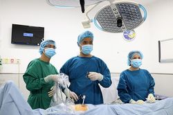 Đà Nẵng: Phẫu thuật nội soi thoát vị thành bụng, bệnh nhân xuất viện sau 1 ngày