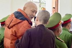 Xét xử vụ án 'tịnh thất bồng lai': Những lời khai 'dị hợm' của các bị cáo tại tòa