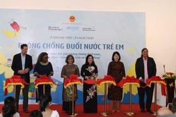 Triển lãm nghệ thuật về phòng chống đuối nước trẻ em