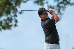 3M Open: Đánh bogey free 64 gậy, Scott Piercy độc chiếm đỉnh bảng