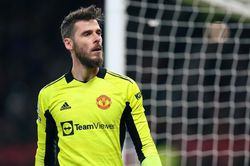 De Gea muốn giải nghệ ở MU