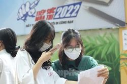 KỶ LỤC: 32/30 điểm vẫn chưa trúng tuyển ngành Truyền thông Quốc tế của Học viện Ngoại giao
