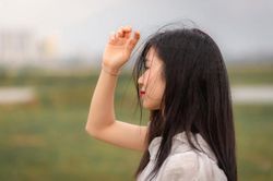 25 tuổi không tìm được việc vì câu nói xát muối của cha mẹ khi còn nhỏ