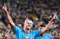 Haaland mất 12 phút để ghi bàn đầu tiên cho Man City