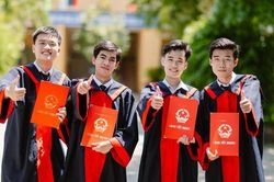 Bí quyết đạt điểm 10 môn Ngữ Văn tại kỳ thi tốt nghiệp THPT 2022 của nam sinh xứ Huế