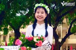 Thủ khoa khối D toàn quốc tự học ngoại ngữ ở nhà