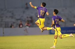 V-League 2022: Ngôi đầu liên tục đổi chủ