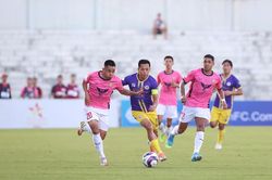 Tiền đạo Văn Quyết: 'Cận vệ' trung thành của Hà Nội FC
