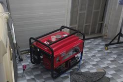 Làm sao để sử dụng máy phát điện trong nhà một cách an toàn?