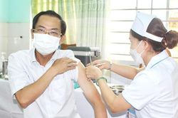 Gia Lai: Điều chỉnh thời gian tiêm mũi 3, mũi 4 vắc xin phòng Covid-19 theo hướng dẫn của Bộ Y tế