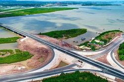 Cao tốc Vân Đồn – Móng Cái lại trễ hẹn