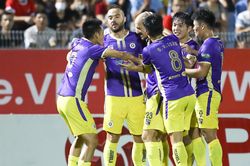 HLV Trần Công Minh: 'V-League đang chuyển biến rất tích cực'