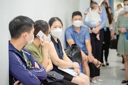 Thai phụ nguy hiểm khi cùng mắc sốt xuất huyết và cúm A