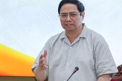 Thủ tướng yêu cầu TP. Hồ Chí Minh không chủ quan với dịch, đẩy mạnh tiêm vaccine, triển khai mua sắm thuốc