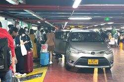 Chấm dứt hợp đồng đối với các đơn vị vận tải ép giá cước, bắt khách sai quy định tại Sân bay Tân Sơn Nhất