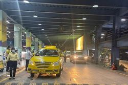 Xe công nghệ chỉ được đón, trả khách tại làn D1, D2 dưới đất ở sân bay Tân Sơn Nhất