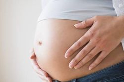 Người phụ nữ mang thai hộ đầu tiên bị kết án ở Nga