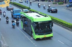 'Cứu' xe buýt để phát triển vận tải hành khách công cộng tại các đô thị