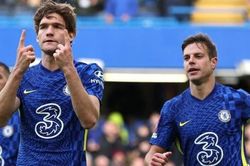 Barca tự tin Chelsea sẽ phải bán Azpilicueta và Marcos Alonso