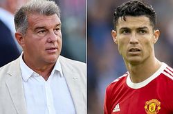 Laporta lên tiếng về việc Barcelona mua Ronaldo