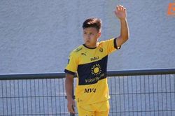 HLV trưởng Pau FC tiết lộ kế hoạch sử dụng Quang Hải ở trận ra quân