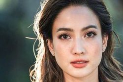 Sau khi qua nhà hàng xóm chơi, tôi quyết định trả lương mỗi tháng cho mẹ chồng