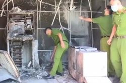 Nghi phạm phóng hỏa đốt 2 cây ATM khai gì?