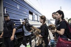 Ukraine ra lệnh sơ tán công dân khỏi Donetsk