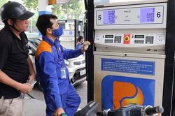 Xăng dự báo sẽ tiếp tục giảm lần thứ 4