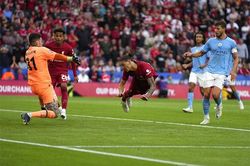 Darwin Nunez tỏa sáng rực rỡ, Liverpool giành Siêu cúp nước Anh