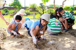 Sôi động hội chợ mùa hè cho thiếu nhi