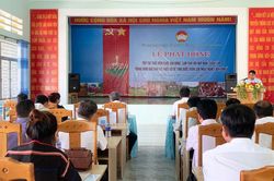 Ayun Pa tiếp tục vận động người dân thay đổi nếp nghĩ, cách làm, vươn lên thoát nghèo