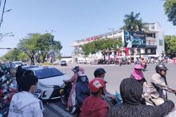 Đối tượng dùng súng AK tấn công cướp tiệm vàng tại TP Huế ra đầu thú