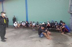 Bắt giữ gần 30 đối tượng tụ tập đua xe trái phép trên Quốc lộ 1A